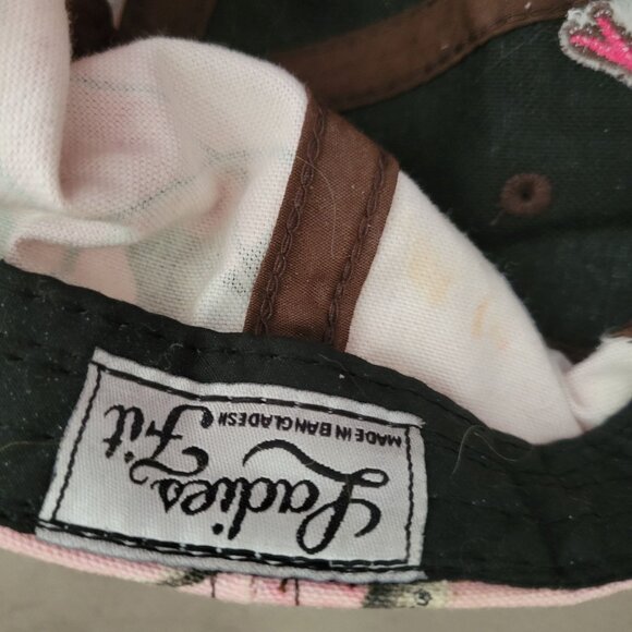 Realtree APC Ladies Fit Pink Camo Adjustable Baseball Cap - Picture 4 of 6